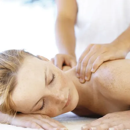 ベッド・アンド・ブレックファスト A Dream & Massages 2*